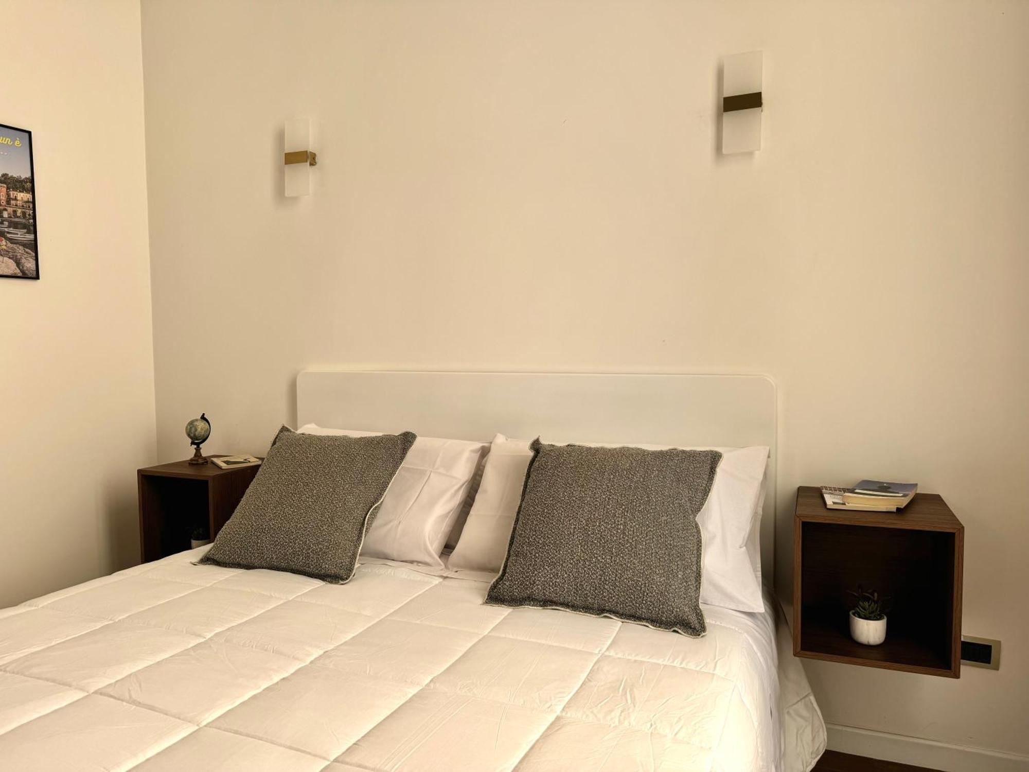 Ferienwohnung Montesanto Charm Centro Storico Neapel Exterior foto